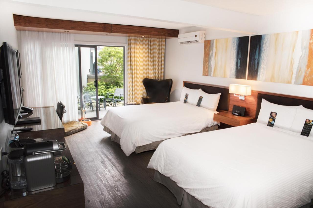 Qualicum Beach Inn Екстериор снимка