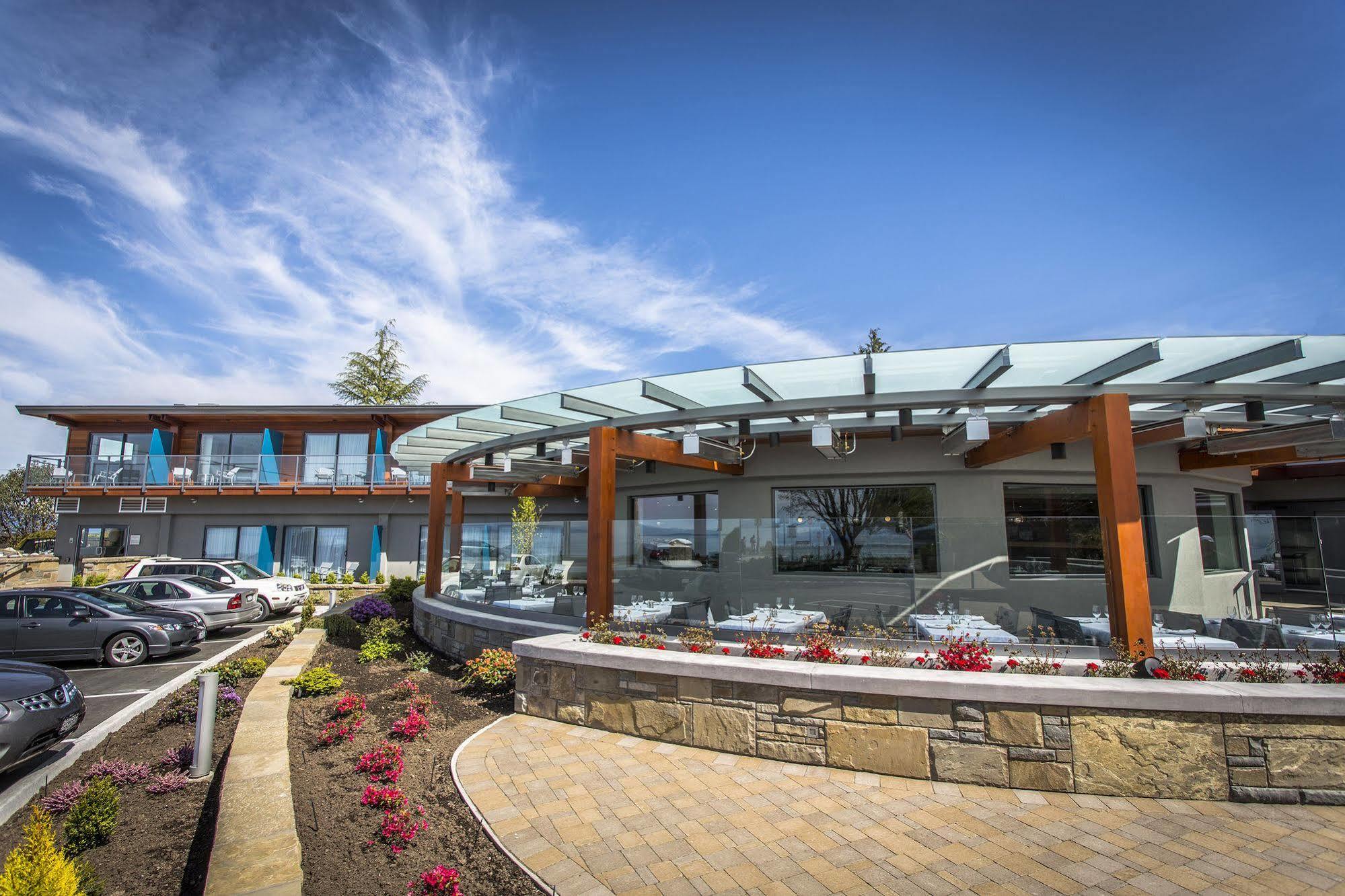 Qualicum Beach Inn Екстериор снимка